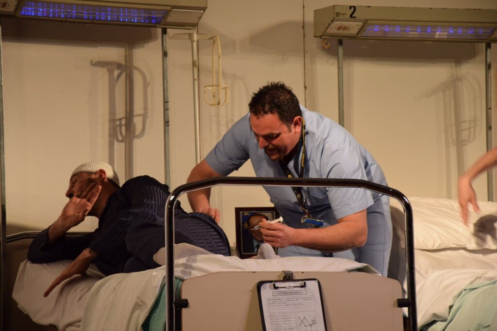 L’ospedale degli infermi scalzi, scena 3, Festival del Teatro Amatoriale di Rotonda 2019. Foto Carla Caputo